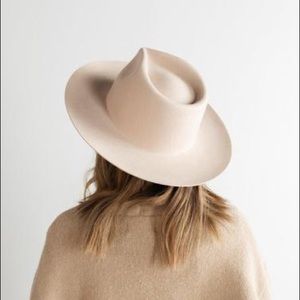 NWT Gigi Pip Zephyr Rancher Fedora - Cream